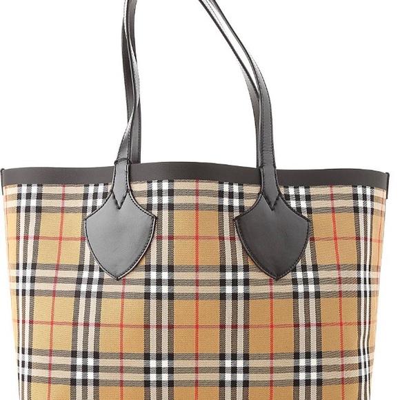 Burberry Bag - Picture 3 of 5